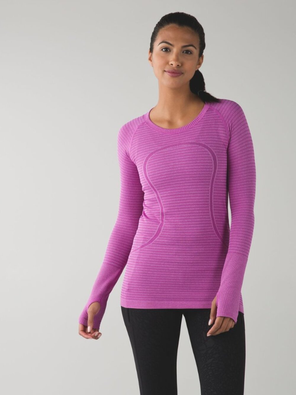 Lululemon Swiftly Tech Long Sleeve Crew in Heathered Ultra Violet